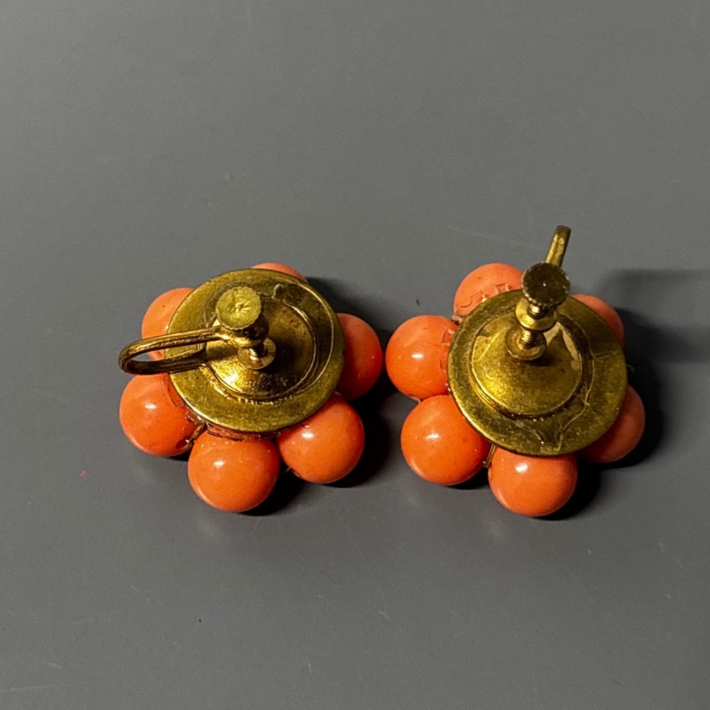 Vintage Orange Beaded Cluster Clip On Earrings Screw Backs‎ Flower Shape Boho - Picture 2 of 6